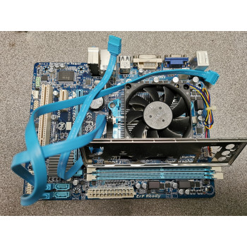 Gigabyte GA-A55M-DS2 Motherboard, IO Shield and AMD A4-3300 CPU @ 2.5gHz